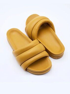 Commbi The Softie Slide in Mustard, Size 9